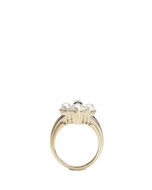 McQueen Metallic Skull Ring With Pearls