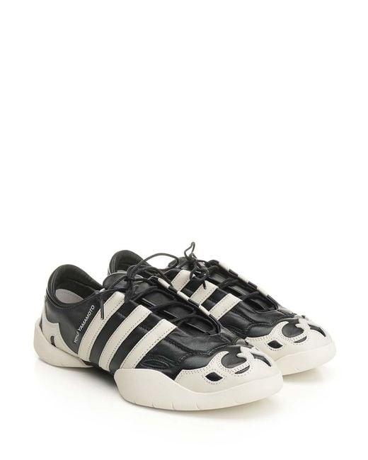 Y-3 Black Regu 2002 Sneaker for men