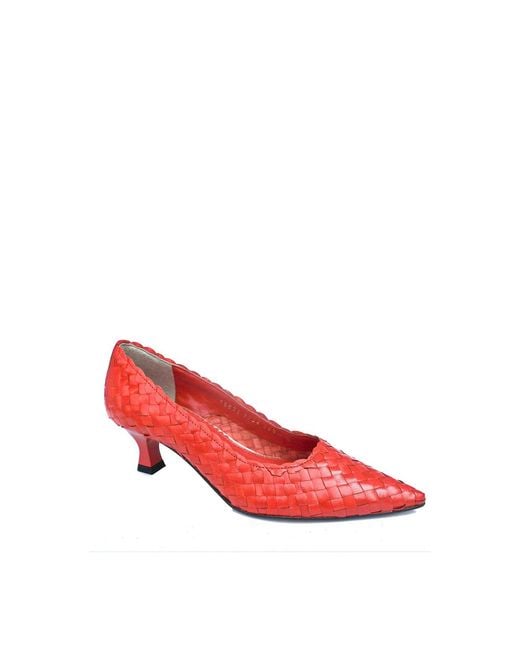 LA ROSE Red Carol Wooden Pumps