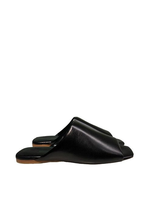 LA ROSE Black Sabot Nappa