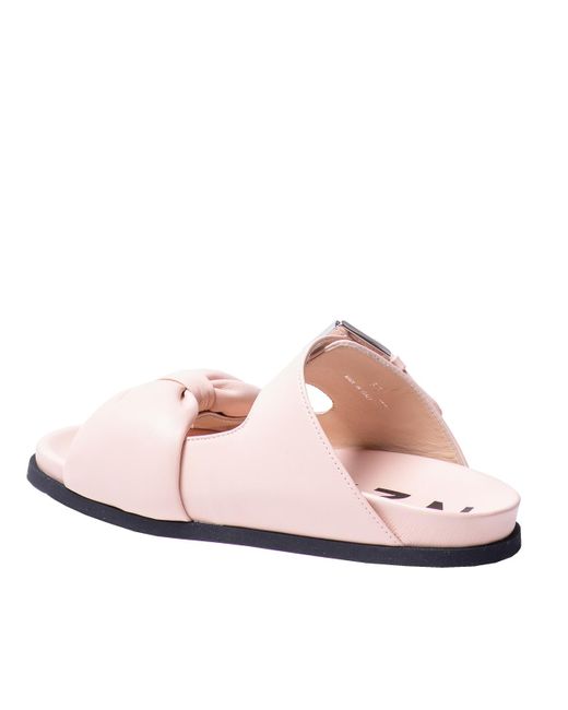 N°21 Pink Sandals