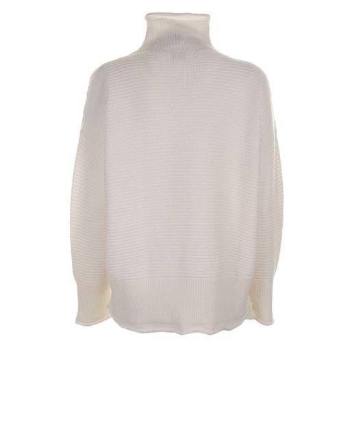 Eleventy White Wool Turtleneck