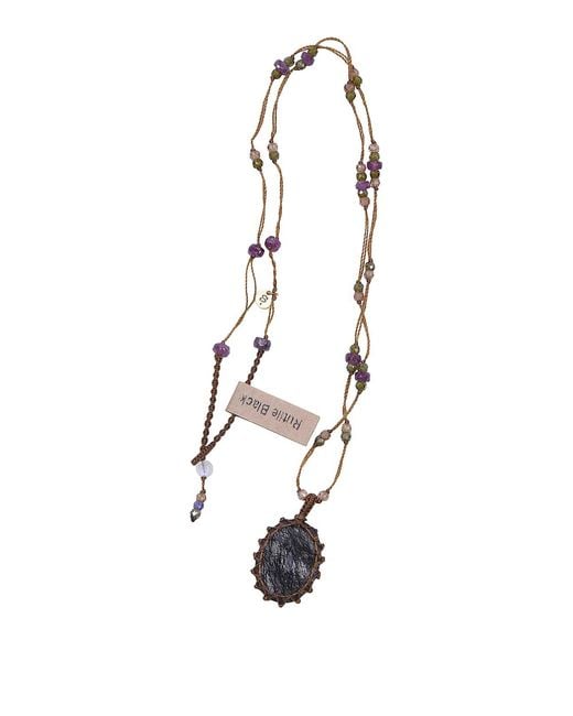 Sharing White Short Pendant Necklace