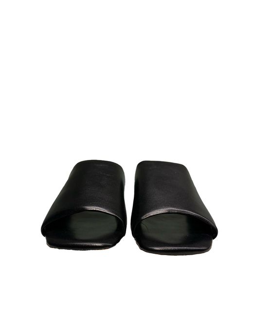LA ROSE Black Sabot Nappa