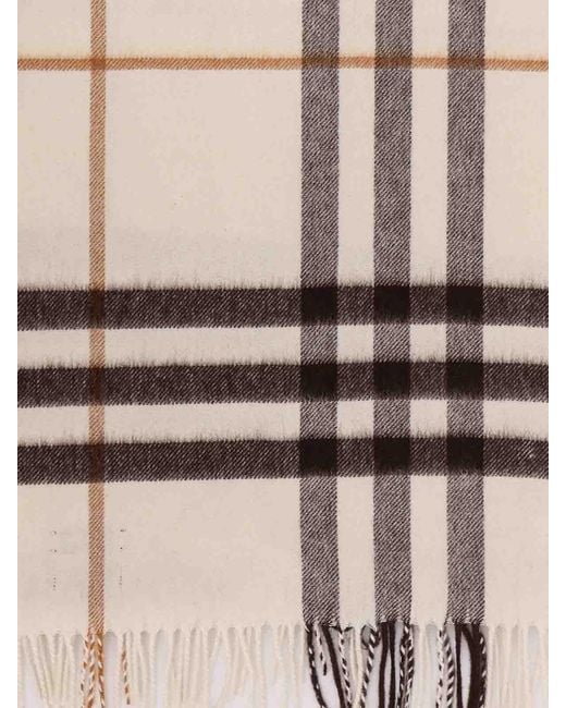 Burberry White Luxury Cashmere Scarf For