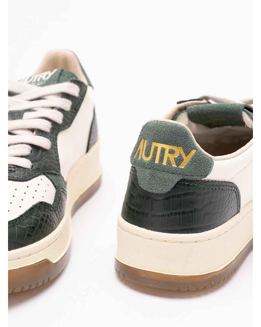 Autry White 'Medalist' Low Sneakers