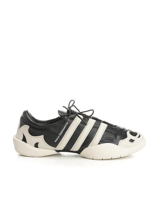 Y-3 Black Regu 2002 Sneaker for men