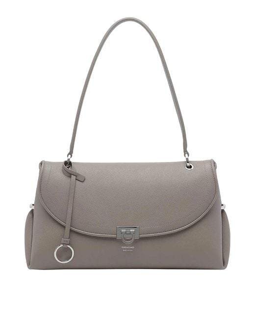 Borsa A Spalla Media Sofia 2026 di Ferragamo in Gray
