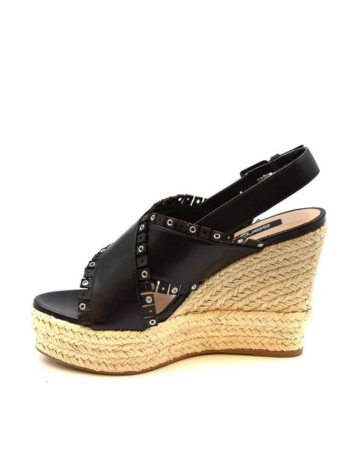 Sergio Rossi Natural Pumps
