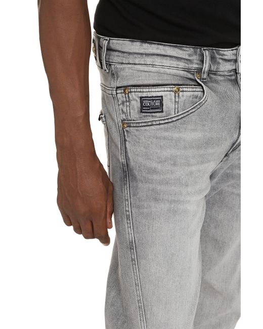 Jeans regular-fit di Versace in Gray da Uomo