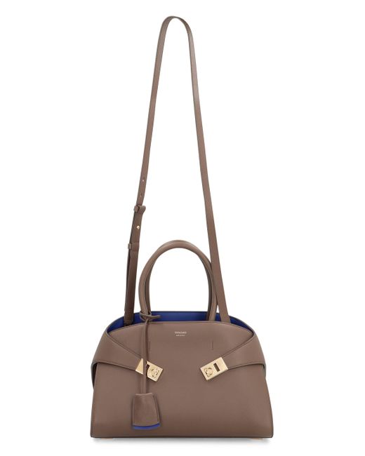 Borsa a mano Hug S in pelle di Ferragamo in Brown