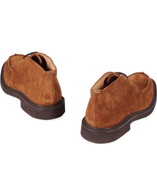 Stringate David in suede di Tricker's in Brown da Uomo