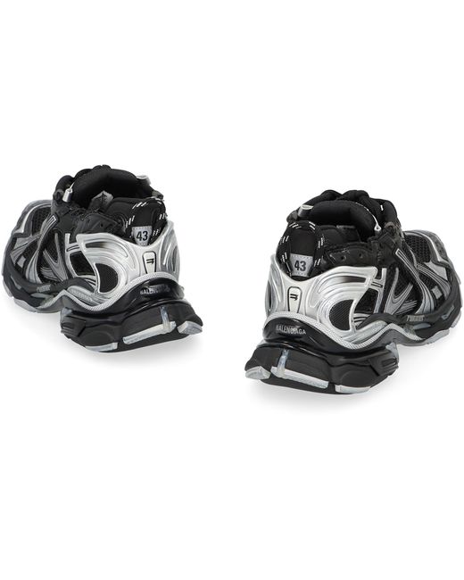 Sneaker Runner di Balenciaga in Black da Uomo