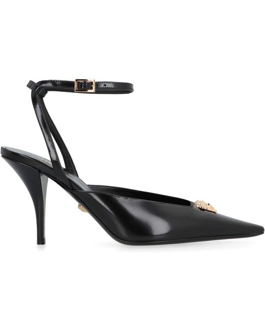 Pumps di Versace in Black