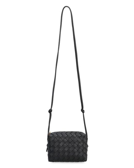 Camera bag piccola Loop di Bottega Veneta in Black