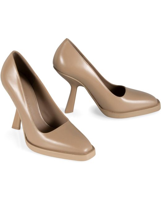Ferragamo White Leather Pumps