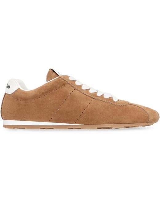 Sneakers Plume in pelle scamosciata di Miu Miu in Brown