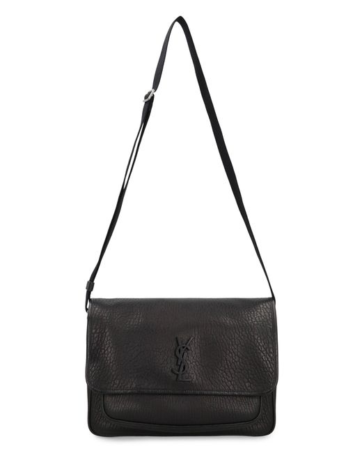 Messenger NIKI in pelle martellata di Saint Laurent in Gray da Uomo