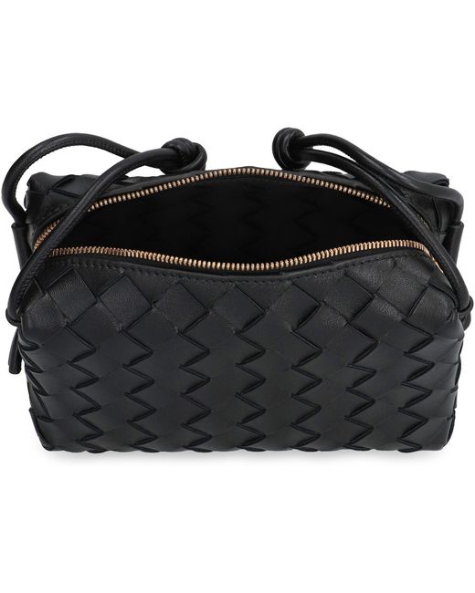 Camera bag piccola Loop di Bottega Veneta in Black