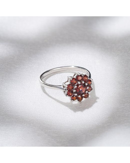 The Diamond Store Red 1.73Ct Garnet Cluster Ring