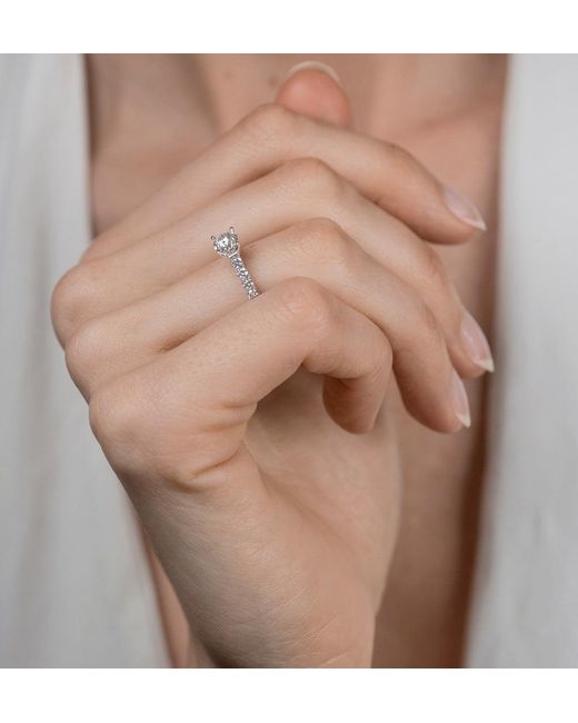 The Diamond Store Metallic Natalia Diamond Engagement Side Stone Ring 18K 0.91Ct G/Si1