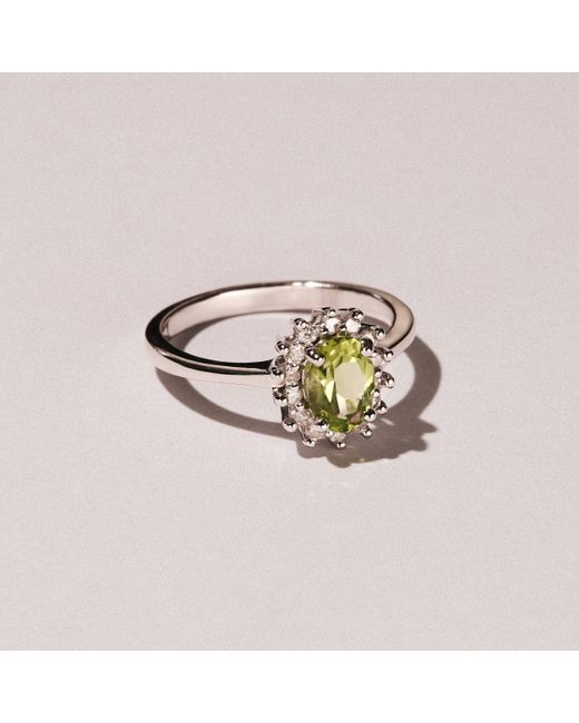 The Diamond Store Green Peridot 7 X 5Mm And Diamond 9K Ring