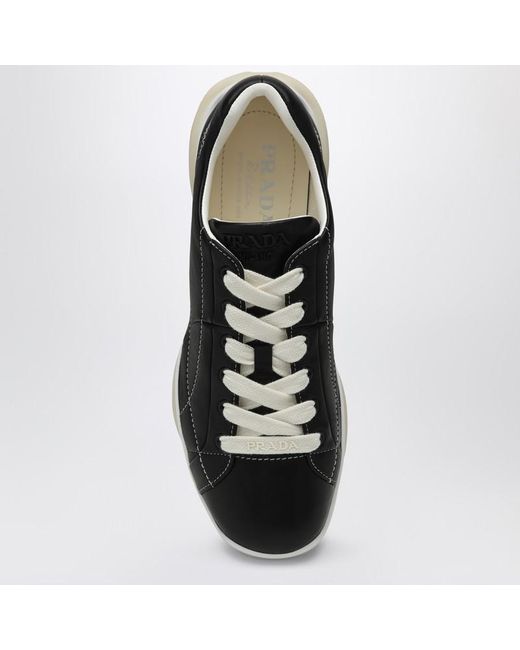 Sneakers nera in nappa di Prada in Black
