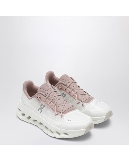 On Shoes White Sneakers Cloudtilt Biscuit/Ivory