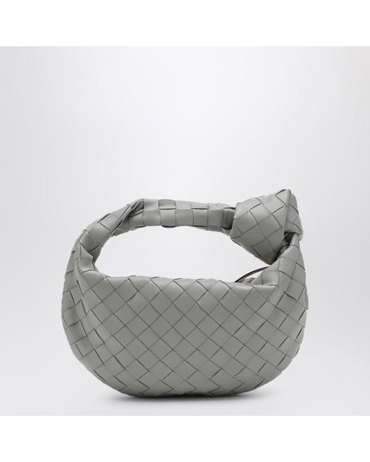 Bottega Veneta Metallic Mini Jodie Tasche Hellgrau