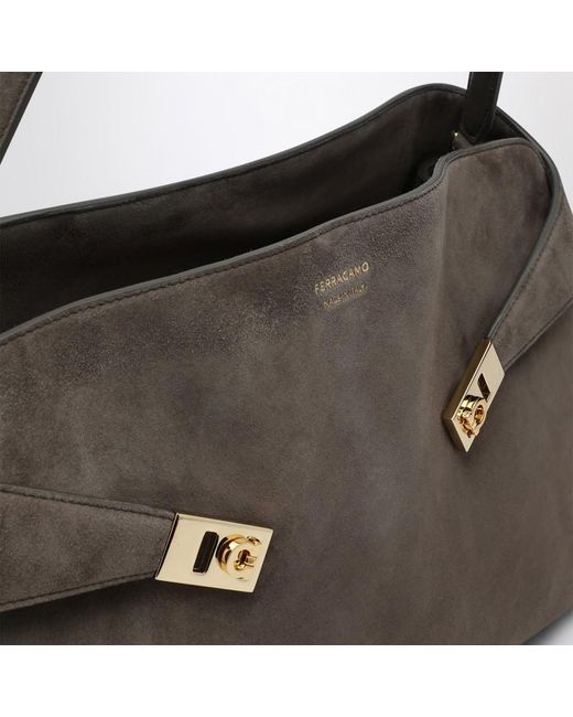 Borsa a spalla hug soft xl grigia in suede di Ferragamo in Black