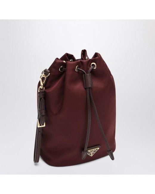 Prada Red Burgunderfarbener Bucket Bag Aus Re-Nylon