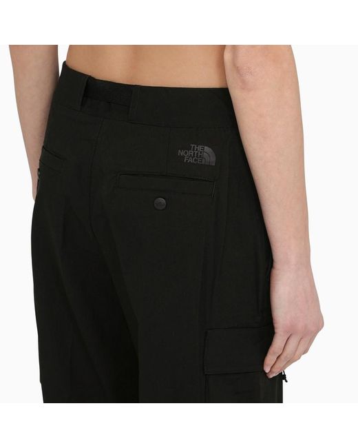 Pantalone cargo in misto cotone con cintura di The North Face in Black