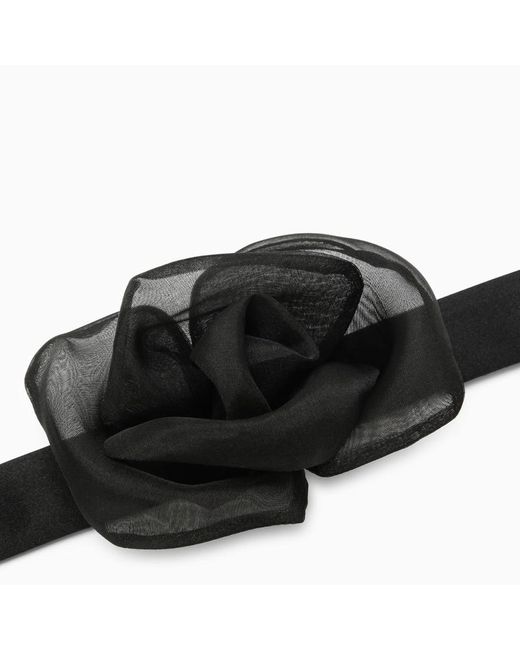 Choker con fiore in raso e organza di Dolce & Gabbana in Black