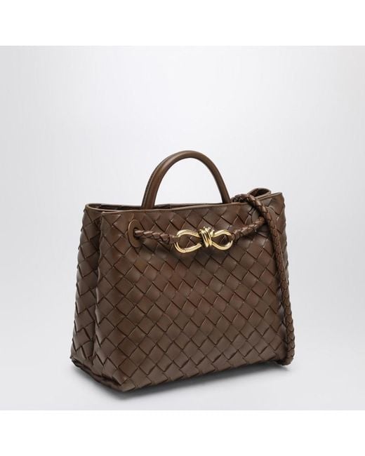 Borsa andiamo piccola color nocciola di Bottega Veneta in Brown