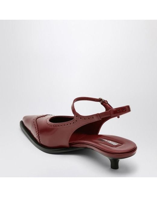 Miu Miu Red Burgunderfarbener Dekolleté-Schuh Brogue Aus Gebürstetem Leder