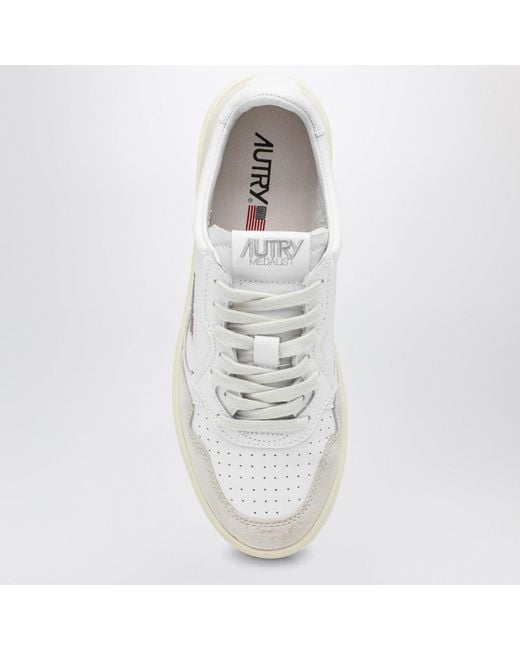 Autry White Medalist Low Sneakers