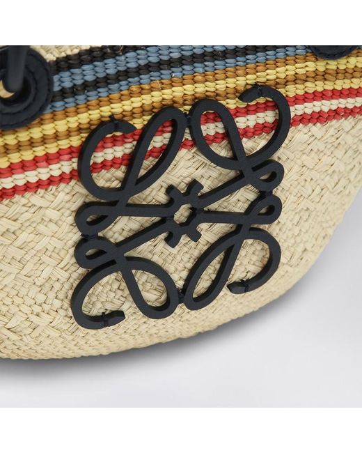 Borsa cesto anagram piccola in palma iraca e pelle di Loewe in Metallic