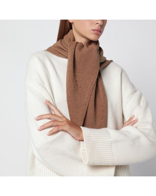 Sciarpa Triangolare Iconic Cammello di Chloé in Brown