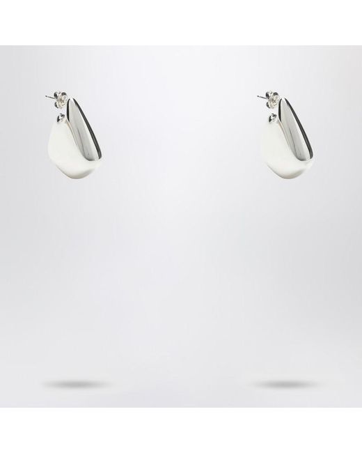 Orecchini piccoli fin in argento sterling di Bottega Veneta in White