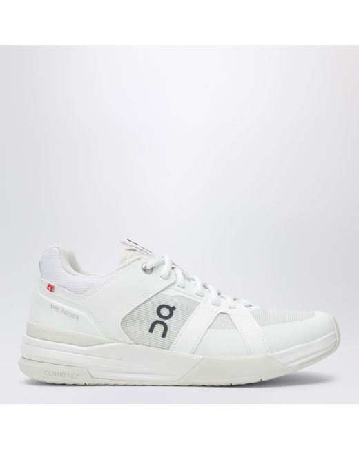 On Shoes White The Roger Clubhouse Pro Tennis Shoes for men