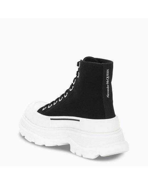 stivaletto mcqueen