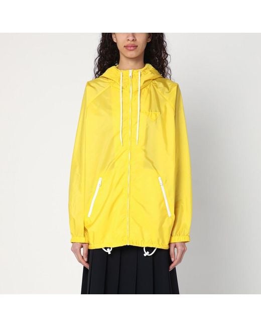 Imperméable Jaune En Re-Nylon Léger Prada en coloris Yellow