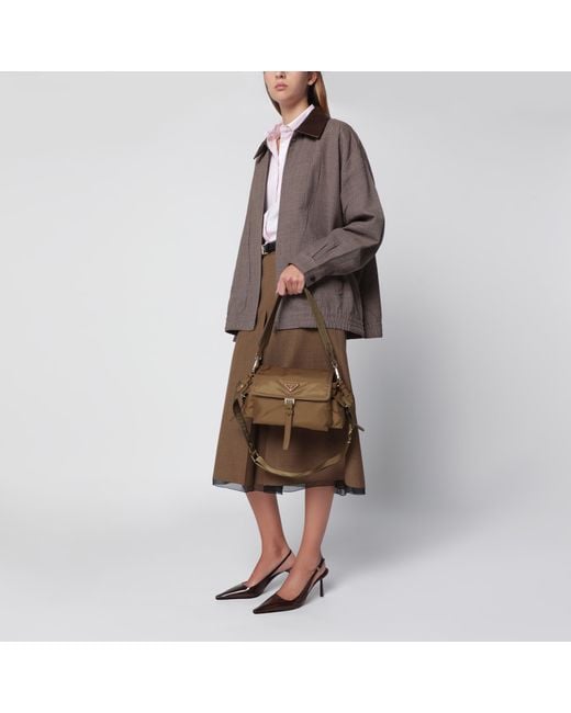 Borsa Explore Medium di Prada in Brown