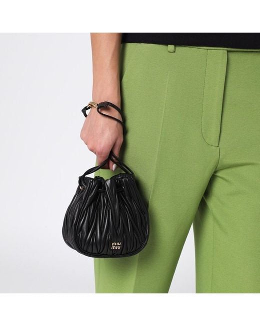 Pochette Noire En Nappa Matelassé Miu Miu en coloris Black