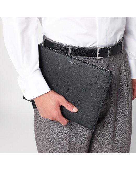 Porta tablet in pelle grain de poudre di Saint Laurent in Black da Uomo