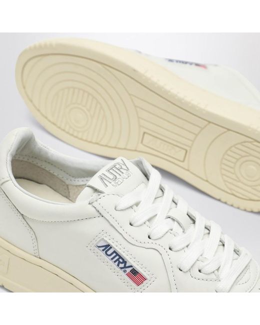 Sneaker medalist in pelle bianca di Autry in White