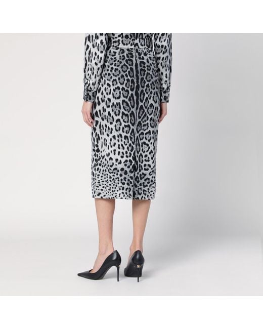 Dolce & Gabbana Black Dolce&Gabbana Leopard Print Silk Pencil Skirt