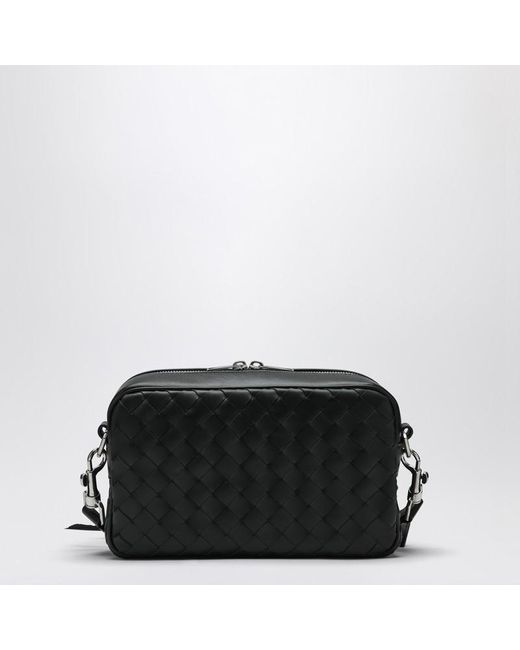 Camera bag in intrecciato scura di Bottega Veneta in Black da Uomo