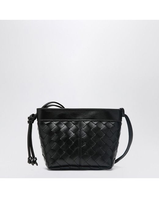 Borsa a tracolla piccola nera in intrecciato di Bottega Veneta in Black
