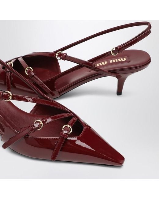 Miu Miu Red Slingback Dunkelpurpur Aus Lackleder Mit Schnallen